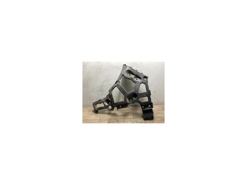 Support du pare-chocs arrière RENAULT MEGANE III Hatchback (BZ0/1_, B3_) 1.9 dCi (BZ0N, BZ0J) (131 hp) 15943530