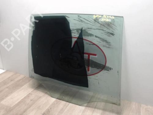 Używane Szyba drzwi tylnych prawych VW GOLF VI (5K1) 2.0 TDI (110 hp) 30782741