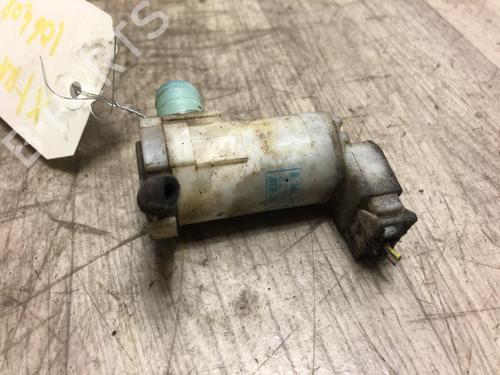 Used Washer pump NISSAN X-TRAIL I (T30) 2.2 Di 4x4 (114 hp) 20621740