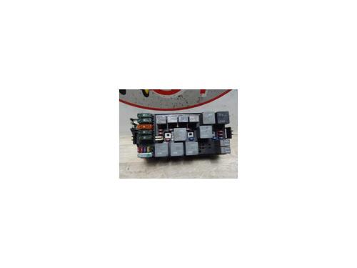 Used Fuse box CADILLAC SEVILLE 4.6 SLS V8 (279 hp) 20628892