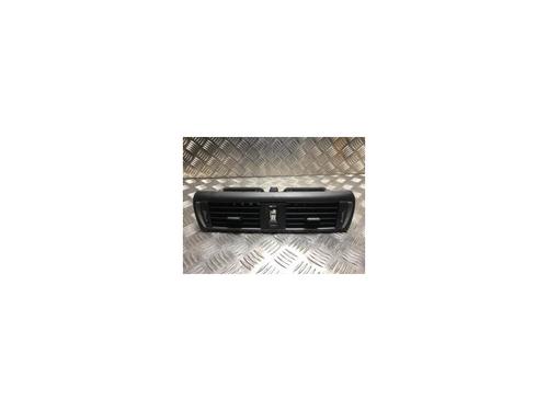 Used Air vent BMW 1 (F21) 118 d (150 hp) 24321840