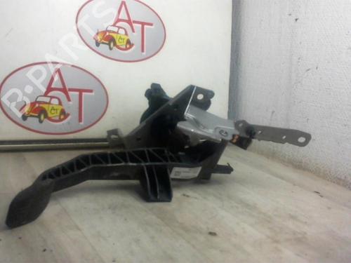 Clutch pedal FORD FOCUS III 1.0 EcoBoost | BP12967340I13 