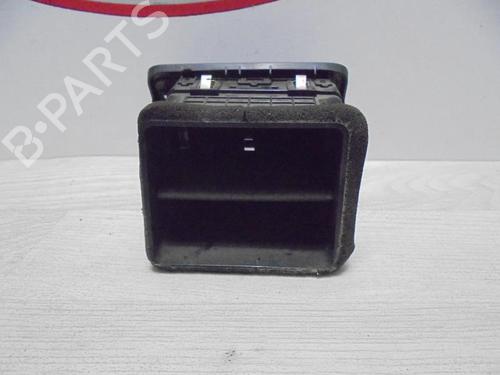 Used Air vent HYUNDAI TUCSON (JM) 2.0 CRDi All-wheel Drive (136 hp) 13132607