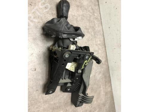 Gear lever FORD TRANSIT Van (FA_ _) 2.2 TDCi | BP20628067M90 