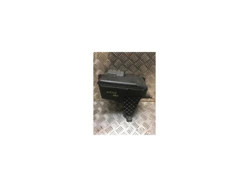 Used Fuse box VOLVO XC90 I (275) D5 AWD (163 hp) 23184252