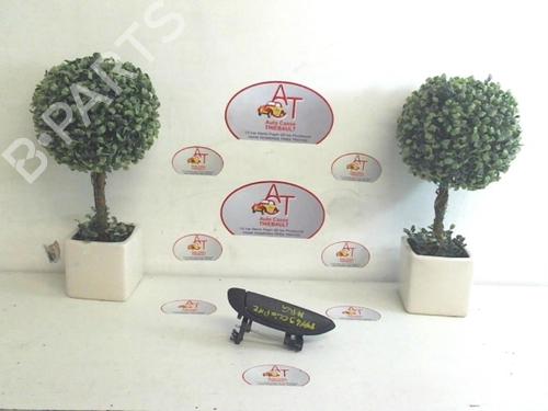 Used Rear left exterior door handle RENAULT CLIO II (BB_, CB_) 1.5 dCi (B/CB08) (82 hp) 13262343