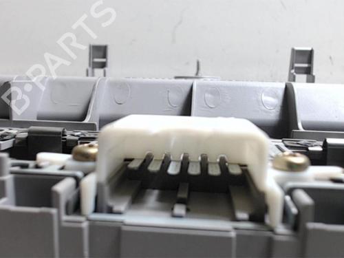 Interior roof light MITSUBISHI GRANDIS (NA_W) 2.0 DI-D (NA8W) | BP13269064I8 