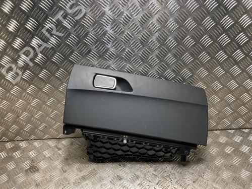 Porta-luvas BMW 1 (F21) 116 d (116 hp) 31186347