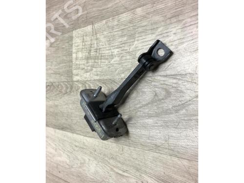Hinge/Door check strap PEUGEOT 2008 I (CU_) 1.2 THP 110 / PureTech 110 | BP20612818C146