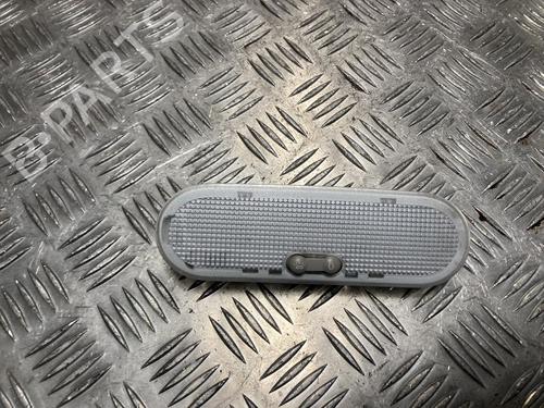 Używane Lampa oświetlenia wnętrza DACIA DUSTER (HS_) 1.5 dCi 4x4 (109 hp) 31321584