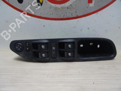 Used Left front window switch FIAT TIPO Hatchback (356_, 357_) 1.4 (356HXF1B) (120 hp) 23067965