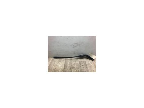Used Front windshield wiper arm BMW 1 (E87) 118 d (143 hp) 20622945