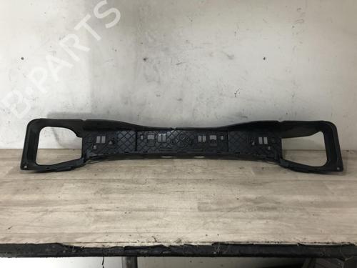 Kofangerbeslag PEUGEOT 208 I (CA_, CC_) 1.6 HDi / BlueHDi 75 (75 hp) 20613317