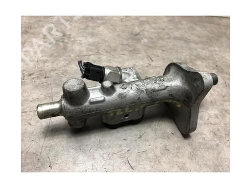 Brake master cylinder MERCEDES-BENZ C-CLASS Coupe (CL203) C 220 CDI (203.708) | BP20632388M77