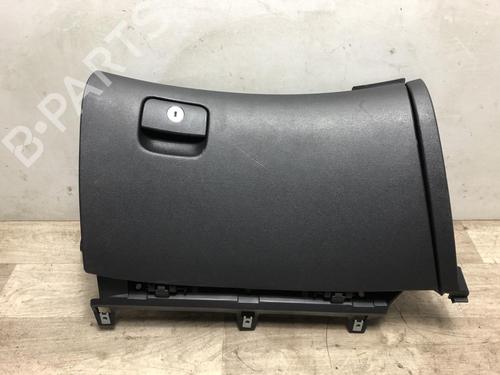 Used Glove box HYUNDAI i30 (FD) 1.6 CRDi (90 hp) 23872984
