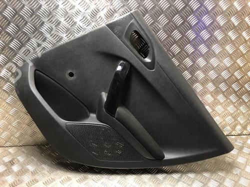 Bageste højre beklædning PEUGEOT 208 I (CA_, CC_) 1.6 HDi / BlueHDi 75 (75 hp) 31198695