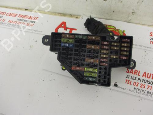 Used Fuse box VW PASSAT B6 (3C2) 2.0 TDI 16V (140 hp) 23067684