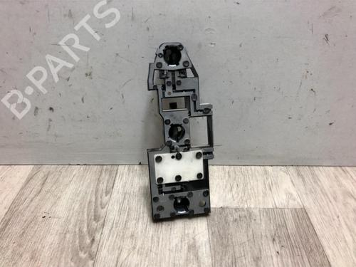 Używane Lampa oświetlenia tablicy rejestracyjnej CITROËN C5 II (RC_) 2.0 HDi (RCRHRH) (136 hp) 13487374