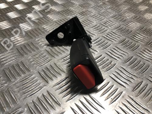 Used Seat buckle PEUGEOT 2008 I (CU_) 1.6 BlueHDi 100 (100 hp) 31198584