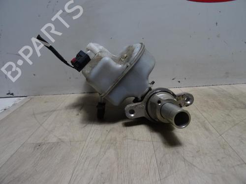 Brake master cylinder FORD TRANSIT Van (FA_ _) 2.2 TDCi | BP25799695M77 - Image 2