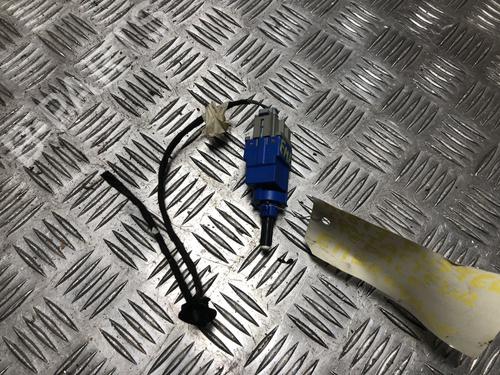 Used Clutch slave cylinder Clutch slave cylinder DACIA DUSTER (HS_) 1.5 dCi 4x4 (109 hp) 33052275 33052275