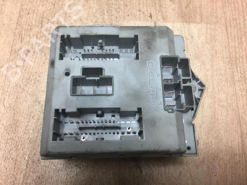 Used Fuse box Fuse box 13267659 13267659