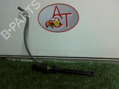Used Clutch slave cylinder CITROËN C4 Coupe (LA_) 1.4 16V (88 hp) 13127518