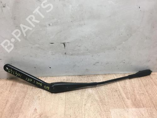 Used Front windshield wiper arm BMW 1 (E81) 118 d (143 hp) 13279592