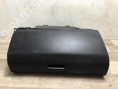 Used Glove box MERCEDES-BENZ B-CLASS Sports Tourer (W245) B 180 CDI (245.207) (109 hp) 20626886