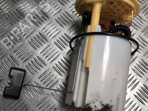 Bränslepump RENAULT MEGANE IV Hatchback (B9A/M/N_) 1.5 dCi 110 (B9A3) (110 hp) 31200907