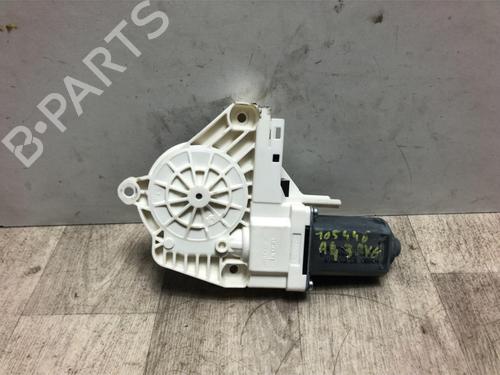 Rudehejsemotor forskærm venstre AUDI A4 B8 (8K2) 2.0 TDI (136 hp) 23873298