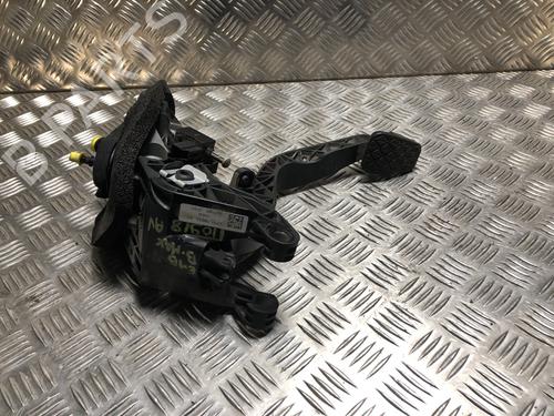 Used Clutch pedal Clutch pedal FORD B-MAX (JK) 1.6 TDCi (95 hp) 39901328 39901328