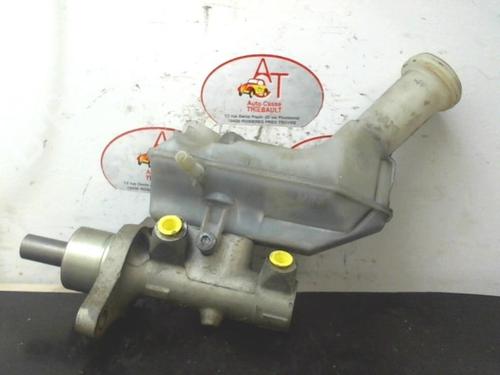 Used Brake master cylinder RENAULT CLIO III (BR0/1, CR0/1) 1.5 dCi (BR17, CR17) (86 hp) 12969798