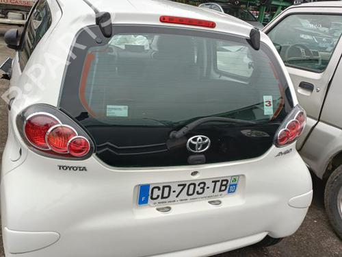 Middle console TOYOTA AYGO (_B1_) 1.0 (KGB10_, KGB10R) | BP31245132I22  - Image 5
