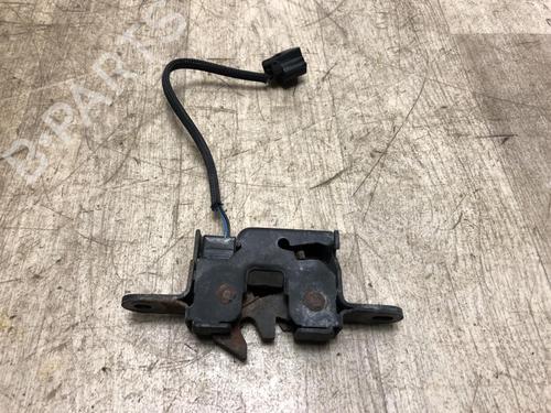Used Hood lock RENAULT MEGANE III Hatchback (BZ0/1_, B3_) 1.5 dCi (BZ09, BZ0D, BZ1W, BZ29, BZ14) (110 hp) 23143548