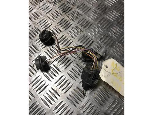 Kentekenverlichting FORD FOCUS III 1.6 TDCi | BP30755194I40