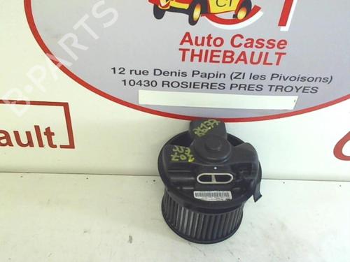 Used Heater blower motor PEUGEOT 107 (PM_, PN_) 1.0 (68 hp) 13131573
