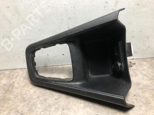 Used Middle console KIA VENGA (YN) 1.6 CRDi 115 (116 hp) 31197427