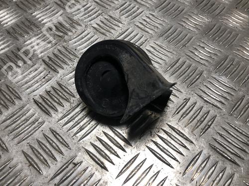 horn-audi-a1-8x1-8xk-2010-2011-2012-2013-2014-2015-2016-2017-2018-2019-34210545 main image