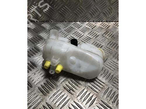 Brake fluid reservoir DACIA DUSTER (HM_) 1.5 dCi 115 (HMAD) | BP26661903M118 