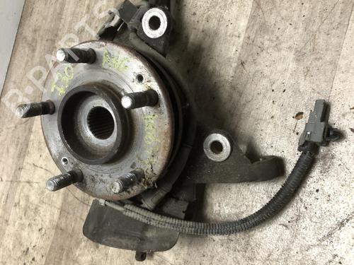 Used Left front steering knuckle HYUNDAI i30 (FD) 1.6 CRDi (90 hp) 23873493
