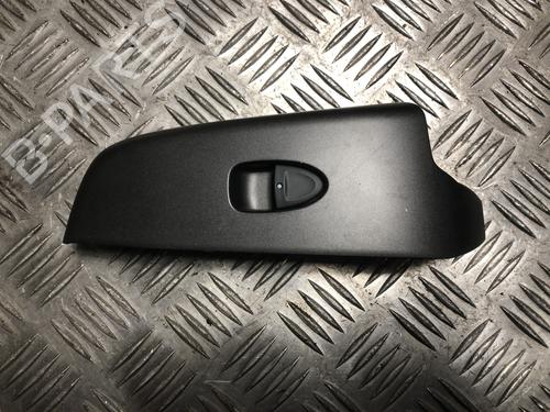 Venstre bagtil elrude kontakt Venstre bagtil elrude kontakt HONDA CIVIC VIII Saloon (FD, FA) 1.3 IMA (FA3, FD3) (95 hp) 33907402 33907402