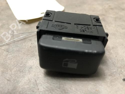 Used Switch NISSAN 350Z Roadster (Z33) 3.5 (AAZ33) (301 hp) 23036675