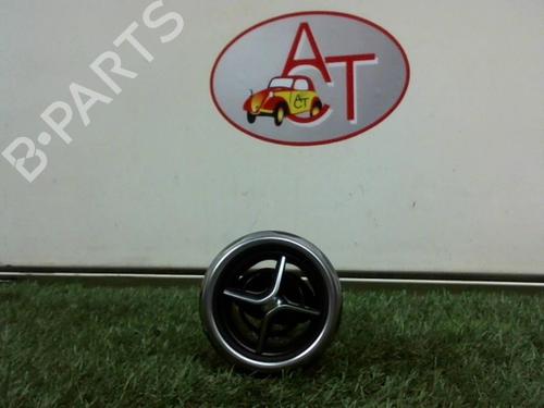 Used Air vent MERCEDES-BENZ GLA-CLASS (X156) GLA 180 CDI / d (156.912) (109 hp) 13283426