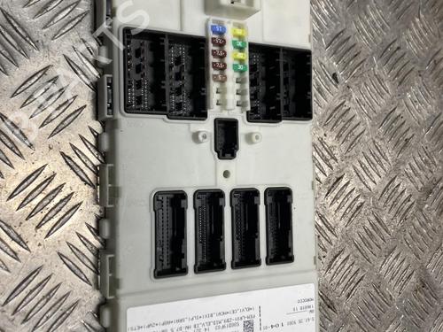 Used Fuse box Fuse box BMW 1 (F20) 114 d (95 hp) 34718268 34718268