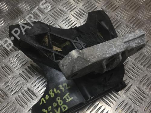Used Engine mount PEUGEOT 5008 II (MC_, MJ_, MR_, M4_) 1.5 BlueHDi 130 (MCYHZJ, MCYHZR, MCYHZX) (131 hp) 23179862