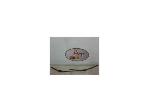 Used Front windshield wiper arm BMW 1 (E87) 118 d (122 hp) 23034475
