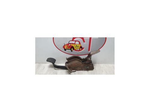 Used Break pedal DACIA SANDERO II TCe 90 (B8M1, B8MA, B8AC) (90 hp) 12972376