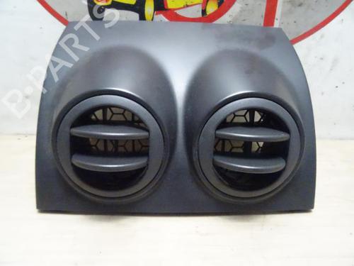 Used Air vent CHEVROLET AVEO / KALOS Hatchback (T250, T255) 1.2 (84 hp) 23067982