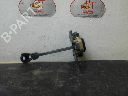 Used Hinge/Door check strap RENAULT TWINGO II (CN0_) 1.5 dCi (CN0E) (64 hp) 13134582